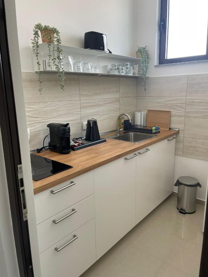 Morpheus Apartmani Сремска-Митровица Экстерьер фото