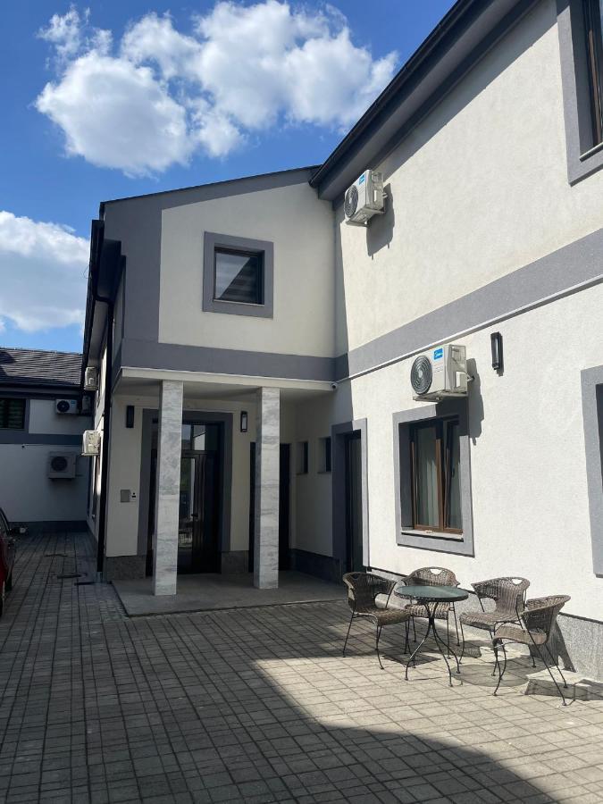 Morpheus Apartmani Сремска-Митровица Экстерьер фото