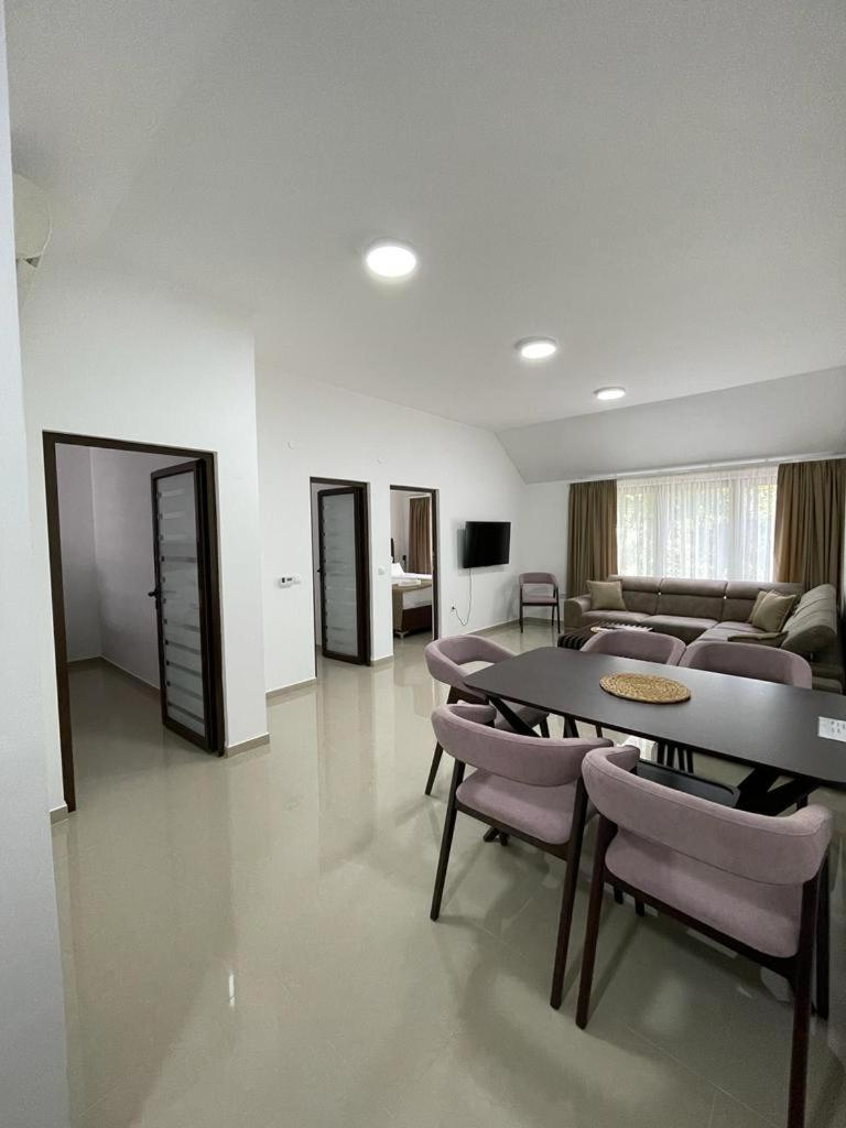 Morpheus Apartmani Сремска-Митровица Экстерьер фото